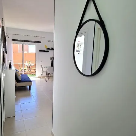 Pensión Habitacion Privada En Apartamento Moderno Compartido Cerca De La Playa Y Aeropuerto