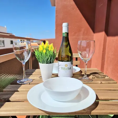 Affittacamere Habitacion Privada En Apartamento Moderno Compartido Cerca De La Playa Y Aeropuerto